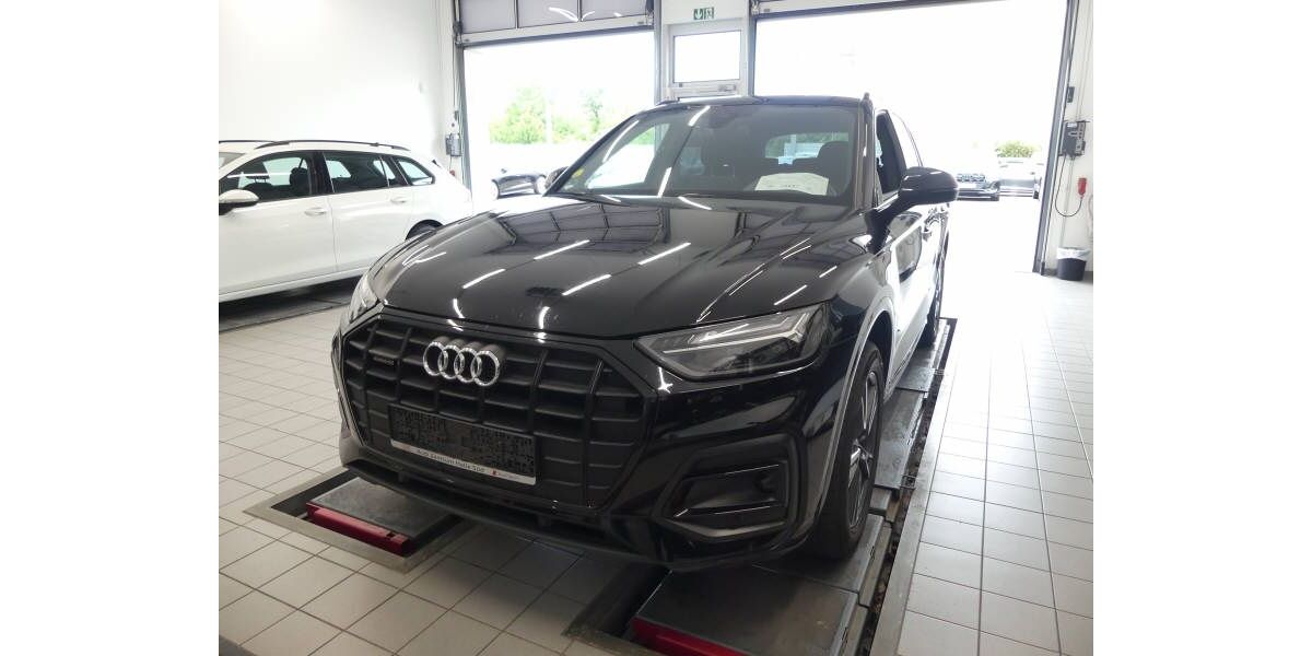Audi Q5 111.542 km 29.820 &euro; Halle (Saale) 06110
