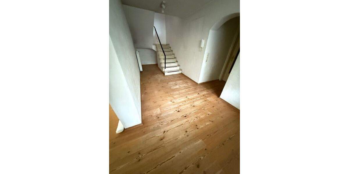 Mehrfamilienhaus, Wohnhaus Landau an der Isar Landau - 6 Zimmer, 165 m&sup2;, 359.500&euro; | Angebot:25674966