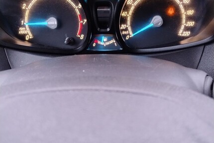 Ford Courier 87.000 km 7.950 &euro; ISSELBURG 46419