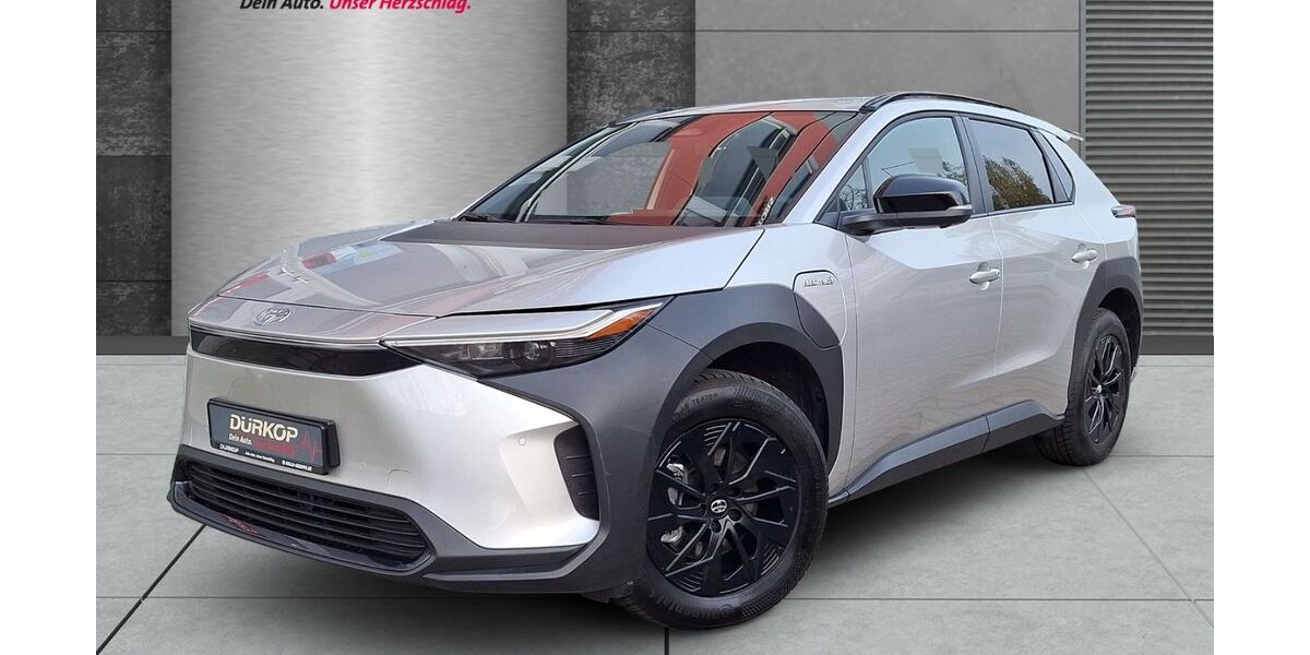 Toyota bZ4X 8.724 km 30.990 &euro; Berlin 10409