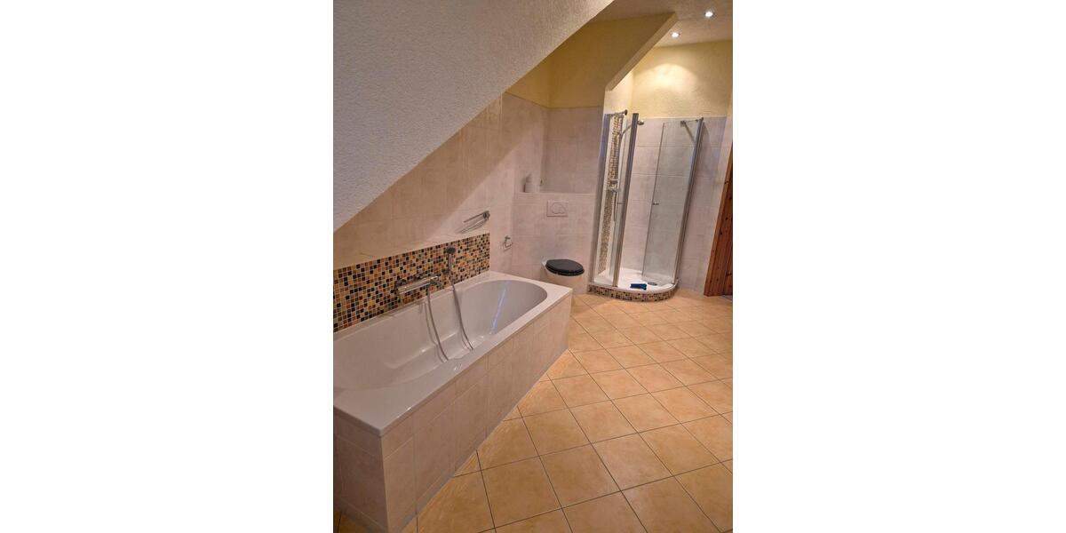 Dachgeschoßwohnung Milower Land - 4 Zimmer, 144 m&sup2;, 1.265&euro; | Angebot:24834191