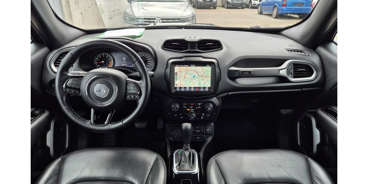 Hyundai i30 YES! Plus Navigation, Panoramadach, LED, Sport 89.202 km 12.890 &euro; Rodgau 63110
