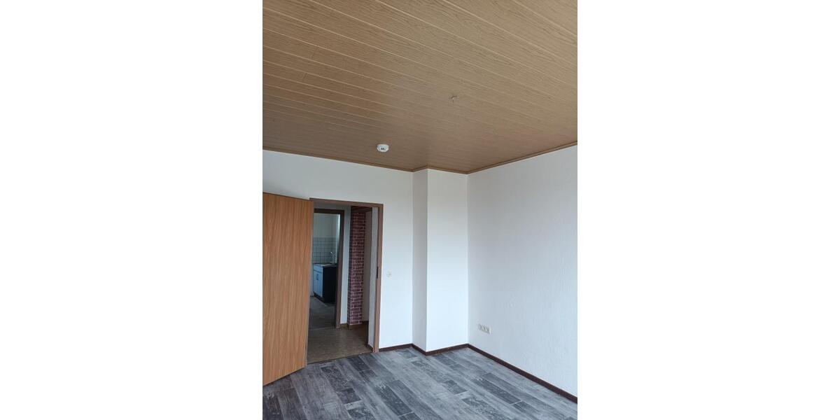 Etagenwohnung Gransebieth - 3 Zimmer, 61 m&sup2;, 330&euro; | Angebot:26480602