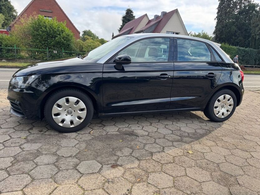 Audi A1 215.000 km 6.990 € Stelle 21435