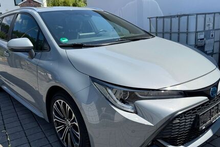 Toyota Corolla 100.700 km 18.900 &euro; Petersberg 36100