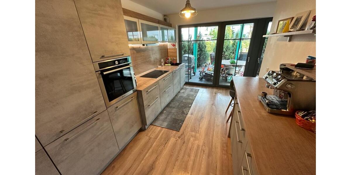 Erdgeschoßwohnung Herford - 3.5 Zimmer, 135 m&sup2;, 385.000&euro; | Angebot:25540094