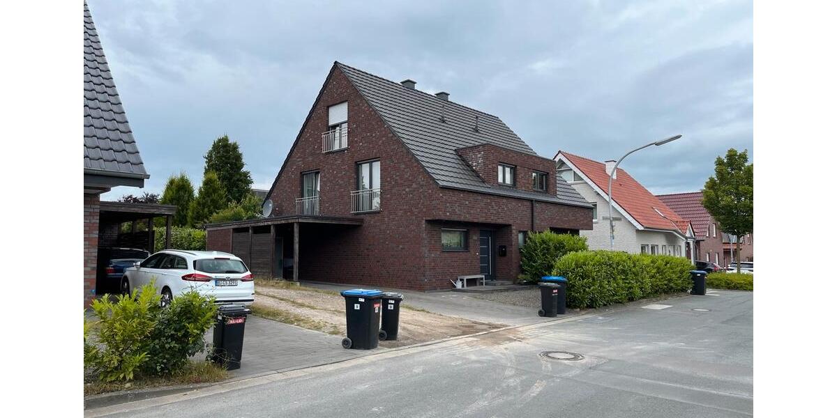 Doppelhaushälfte Rheine - 4 Zimmer, 126 m&sup2;, 1.500&euro; | Angebot:26268357