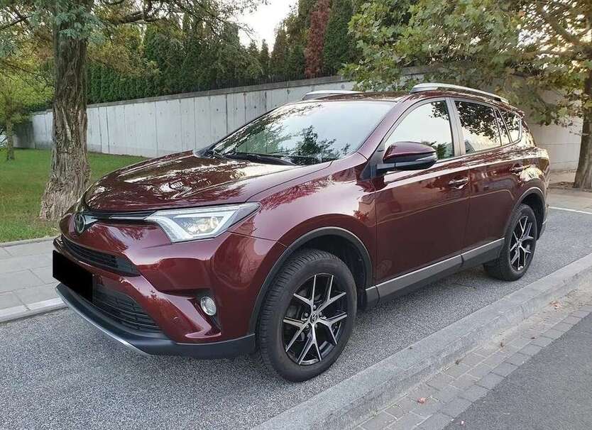 RAV 4