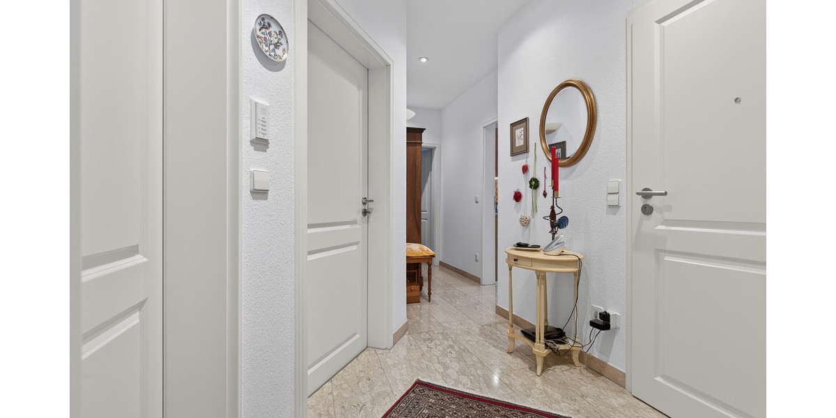 Seltene Gelegenheit: Gepflegtes Zweifamilienhaus mit viel Platz, Ruhe und Entwicklungspotential - Zweifamilienhaus Rastatt / Niederbühl Niederbühl | Angebot:25217381