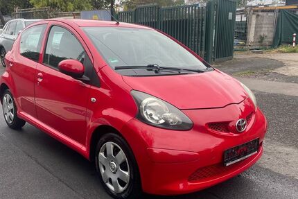 Toyota Aygo (X) 161.000 km 1.800 € Köln 50739