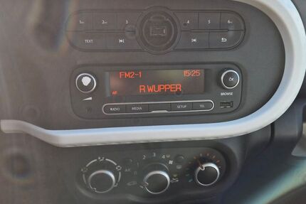 Renault Twingo 76.425 km 4.999 &euro; Wuppertal 42279