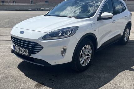 Ford Kuga 96.800 km 15.500 &euro; München 80807
