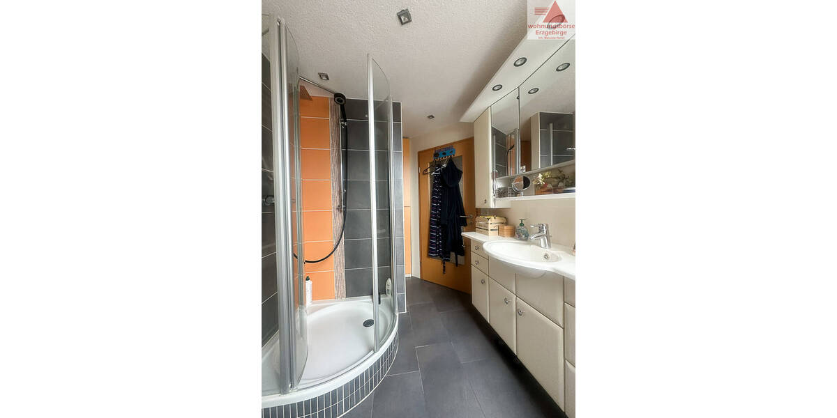Mehrfamilienhaus, Wohnhaus Breitenbrunn/Erzgebirge Breitenbrunn - 1 Zimmer, 406 m&sup2;, 380.000&euro; | Angebot:26391875