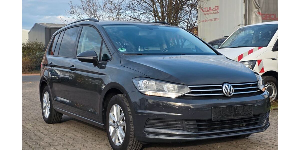 VW Touran 189.985 km 10.900 &euro; Garbsen 30827