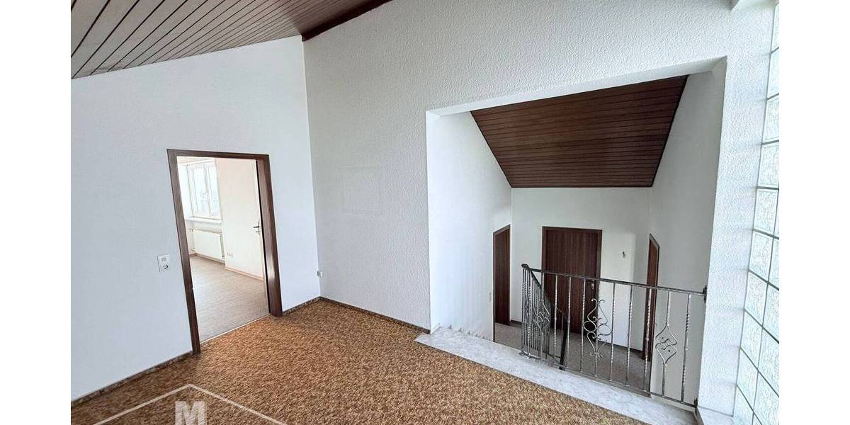 Einfamilienhaus Greding - 6 Zimmer, 124 m&sup2;, 370.000&euro; | Angebot:26037615