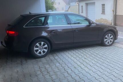 Audi A4 200.000 km 7.999 € Schwandorf 92421