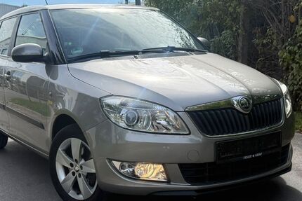 Skoda Fabia 128.800 km 7.500 &euro; München 81245