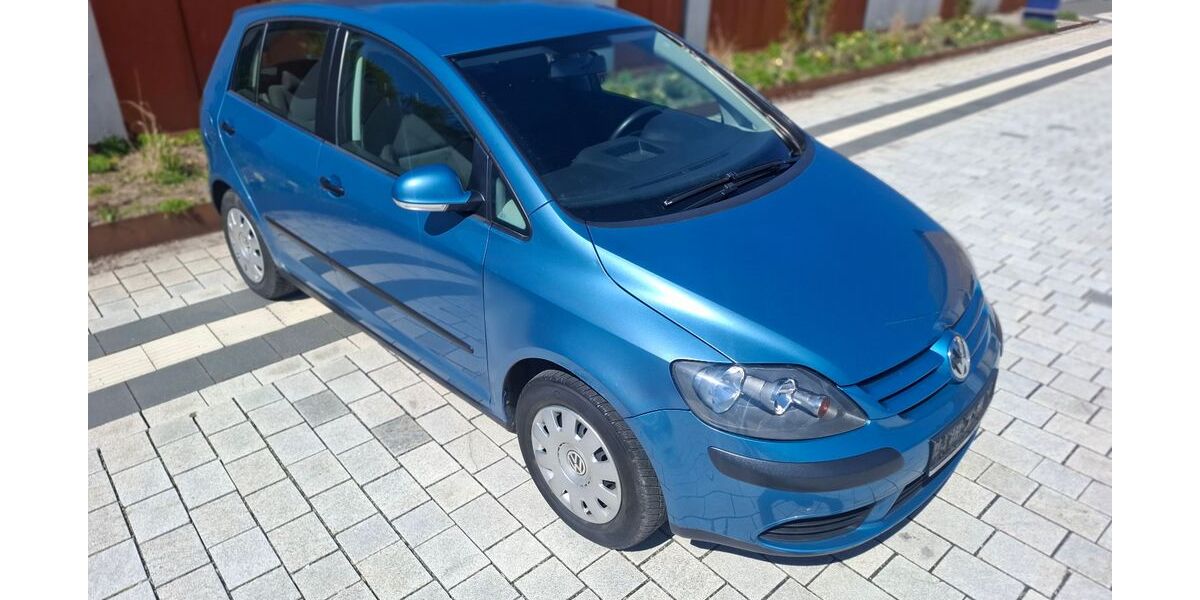VW Golf 69.000 km 2.599 &euro; zella-mehlis 98544