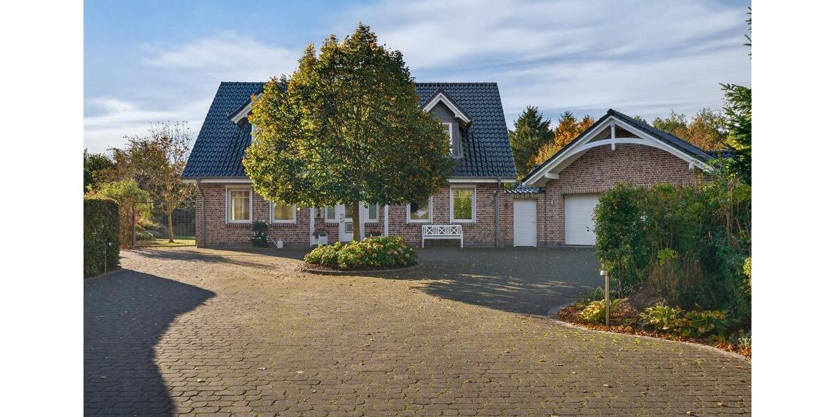 Einfamilienhaus Süderbrarup - 10 Zimmer, 156 m&sup2;, 728.000&euro; | Angebot:27164392