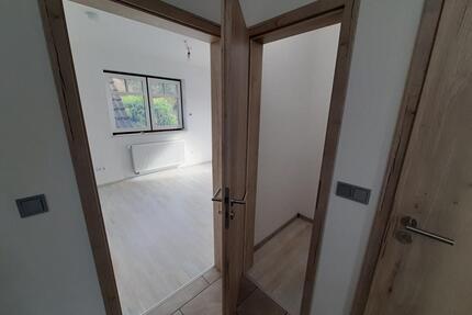 Dachgeschoßwohnung (116 ²) neu Renoviert in Uedem