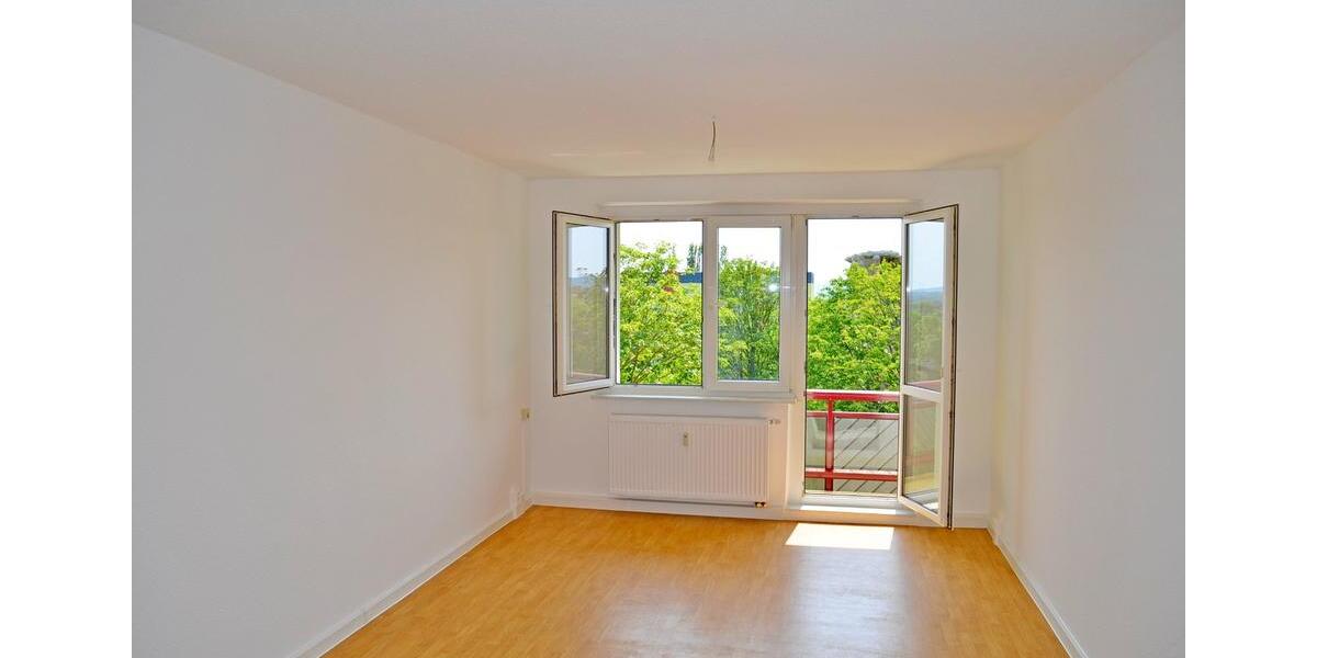 Etagenwohnung Sangerhausen - 4 Zimmer, 72 m&sup2;, 417&euro; | Angebot:26381085