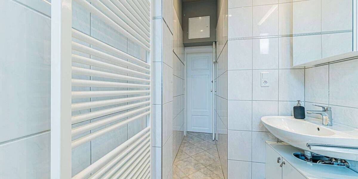 Etagenwohnung Frankfurt am Main Westend-Süd - 3 Zimmer, 72 m&sup2;, 2.720&euro; | Angebot:26840610
