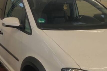 VW Touran 205.000 km 2.500 &euro; Sindelfingen 71067