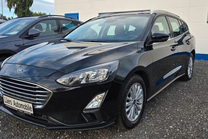 Ford Focus 135.800 km 12.600 € Grasberg 28879