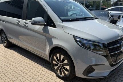 Mercedes-Benz V 220 11.171 km 58.740 &euro; Roding 93426