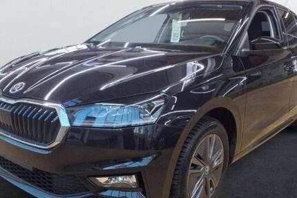 Skoda Fabia 8.034 km 21.630 &euro; Mitterteich 95666