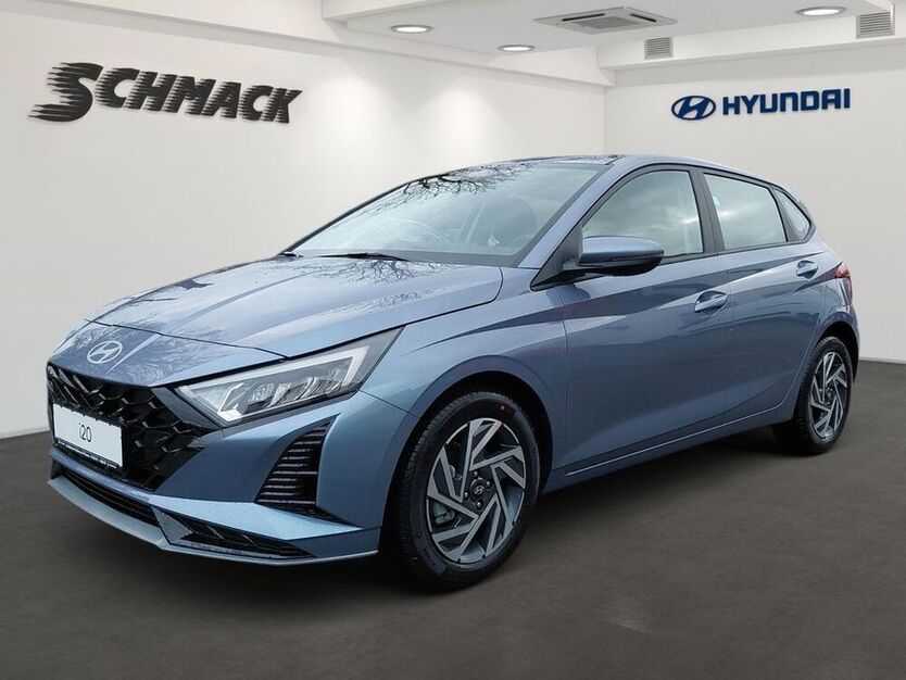 i20