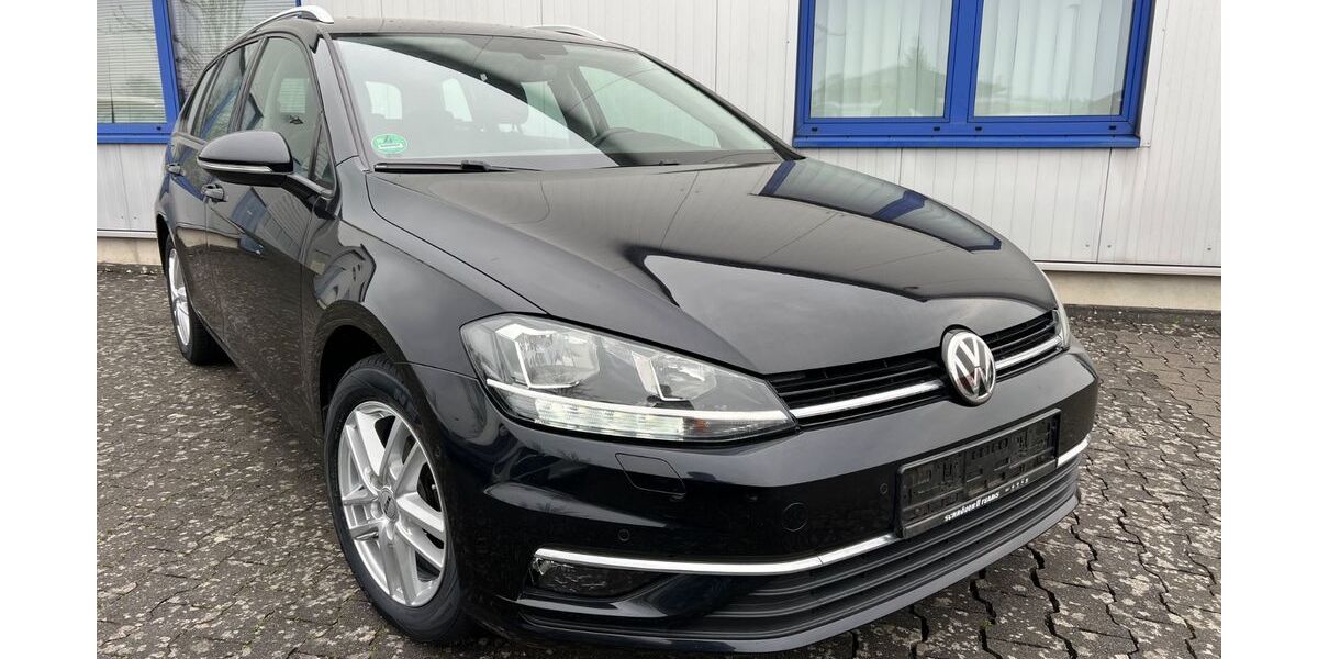 VW Golf 142.000 km 11.200 &euro; Bad Lippspringe 33175