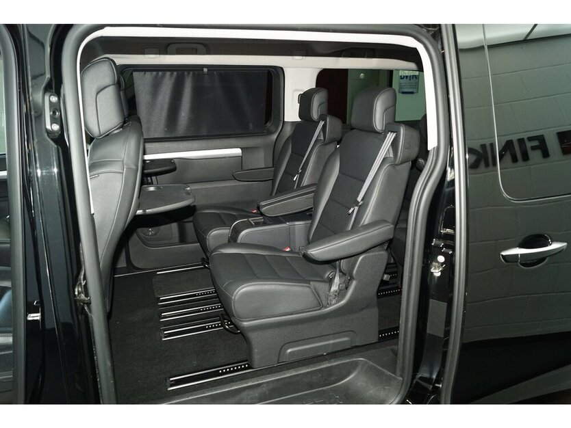Spacetourer 136 EAT Business Lounge XL 50 KWH