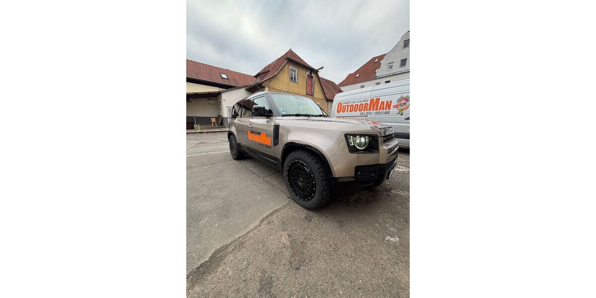 Land Rover Defender 61.700 km 64.260 &euro; Lichtenfels 96215