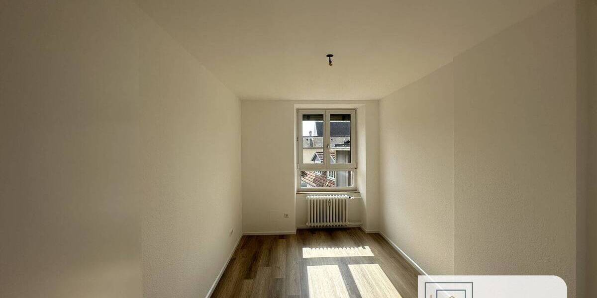 Etagenwohnung Lörrach - 3 Zimmer, 80 m&sup2;, 1.080&euro; | Angebot:26928174