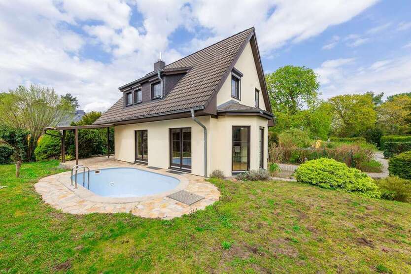 Haus zum Kaufen in Berlin 697.500 € 134.38 m²