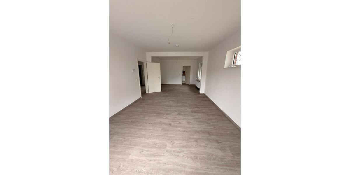 Einfamilienhaus Schortens - 6 Zimmer, 141 m&sup2;, 392.000&euro; | Angebot:27005955