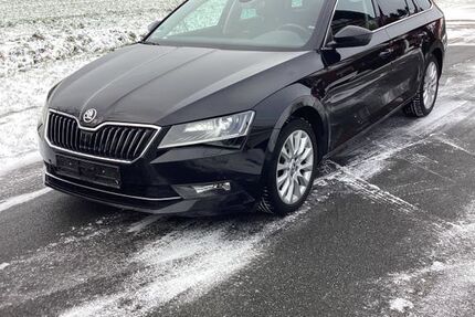 Skoda Superb 207.300 km 13.600 &euro; Glandorf 49219