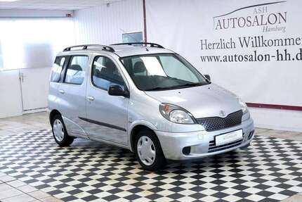 Toyota Yaris 43.416 km 6.499 &euro; Hamburg 22399