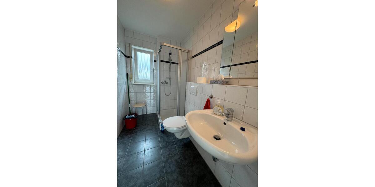 Großzügiges Einfamilienhaus mit Garten und Garage in Niederstotzingen zum vermieten! 4.5 zimmer