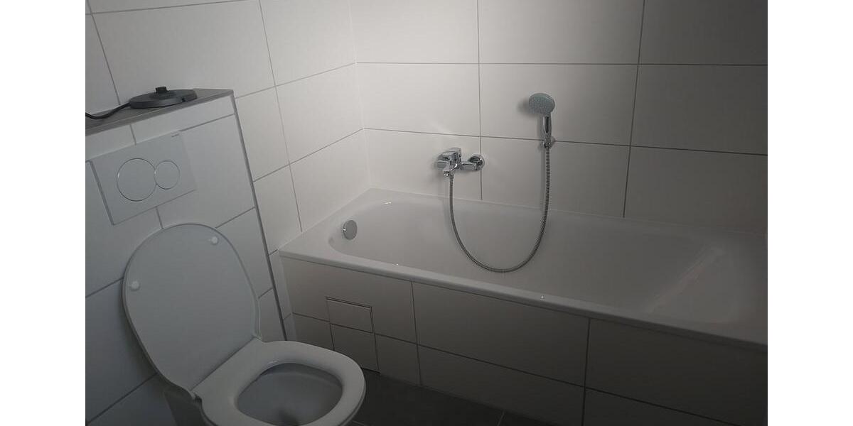 Etagenwohnung Wiesbaden Schierstein - 5 Zimmer, 140 m&sup2;, 1.950&euro; | Angebot:26416299