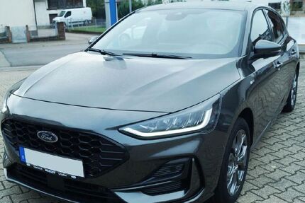 Ford Focus 30.582 km 28.990 &euro; Appenweier-Urloffen 77767