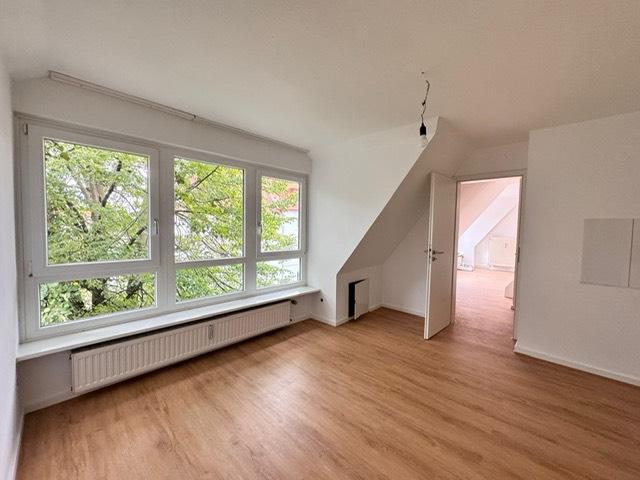 Dachgeschoßwohnung Osnabrück Eversburg - 2.5 Zimmer, 74 m&sup2;, 1.070&euro; | Angebot:26412727