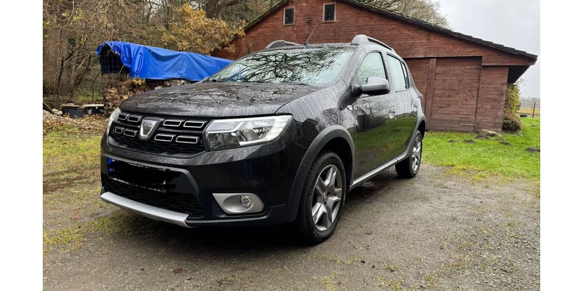 Dacia Sandero 95.657 km 8.000 &euro; Moorweg 26427