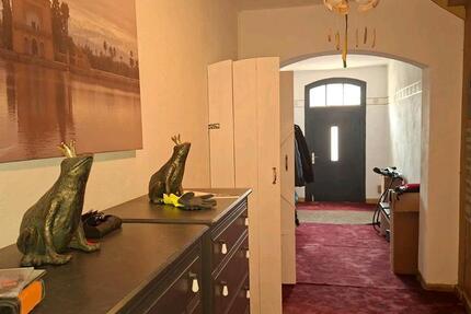 Haus Burg - 13 Zimmer, 370 m&sup2;, 299.000&euro; | Angebot:27126514