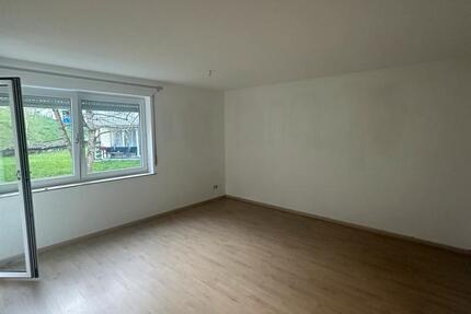 2-Zimmerwohnung mit Terasse und Einbauküche