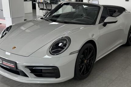 Porsche 992 9.000 km 127.900 &euro; Heroldstatt 72535