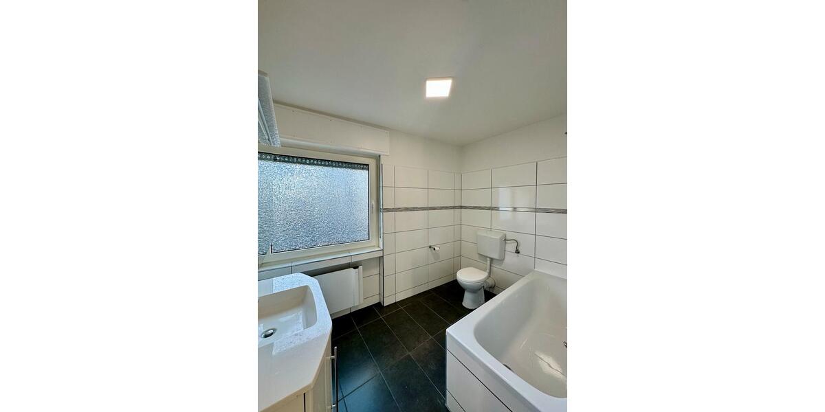 Einfamilienhaus I Balkon I Dachboden I Geräumig I Renoviert 6 zimmer