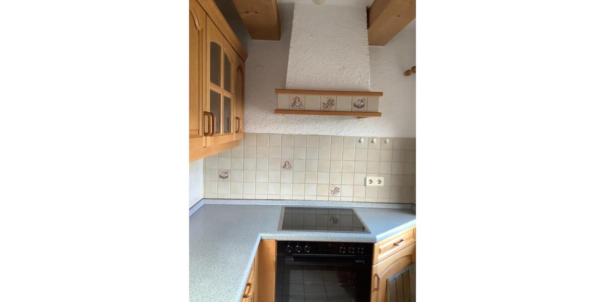 Dachgeschoßwohnung Salzweg - 3 Zimmer, 70 m&sup2;, 600&euro; | Angebot:25402294