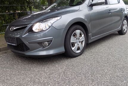 Hyundai i30 180.867 km 3.899 &euro; Hohenwestedt 24594